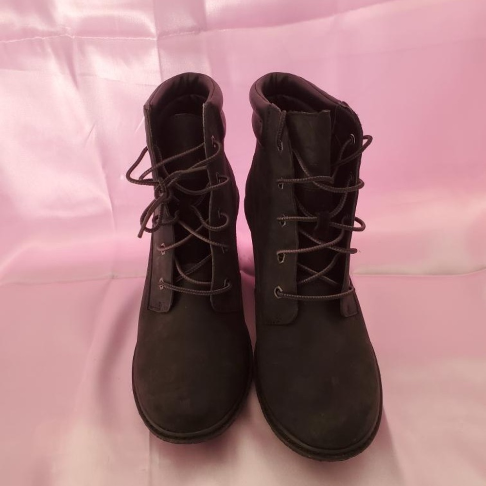 Black boots